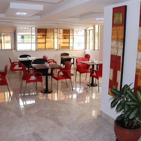 Torre De Granada Hotel กาลี ภายนอก รูปภาพ