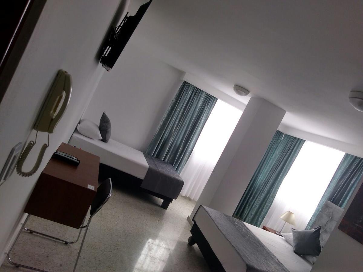 Torre De Granada Hotel กาลี ภายนอก รูปภาพ